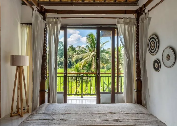 Family Paradise Villa, Shared Pool, Jungle & Rice Field Views Villa
