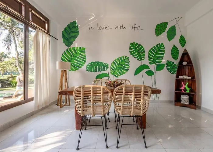 Family Paradise Villa, Shared Pool, Jungle & Rice Field Views