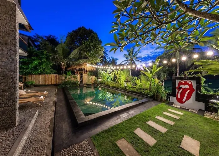 Family Paradise Villa, Shared Pool, Jungle & Rice Field Views *